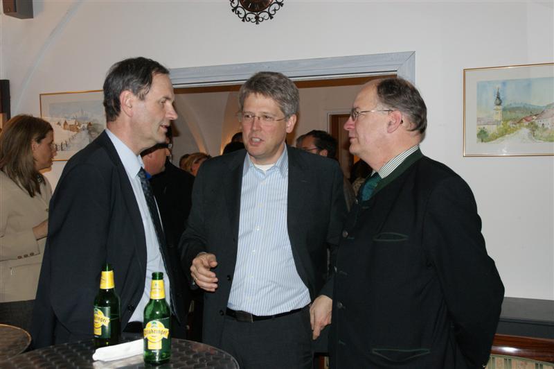 DSC02008 (Medium).JPG